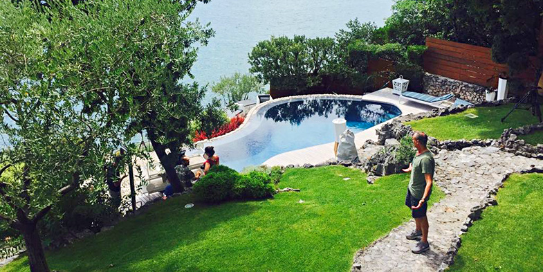 shooting arredo per piscine esterne Smania